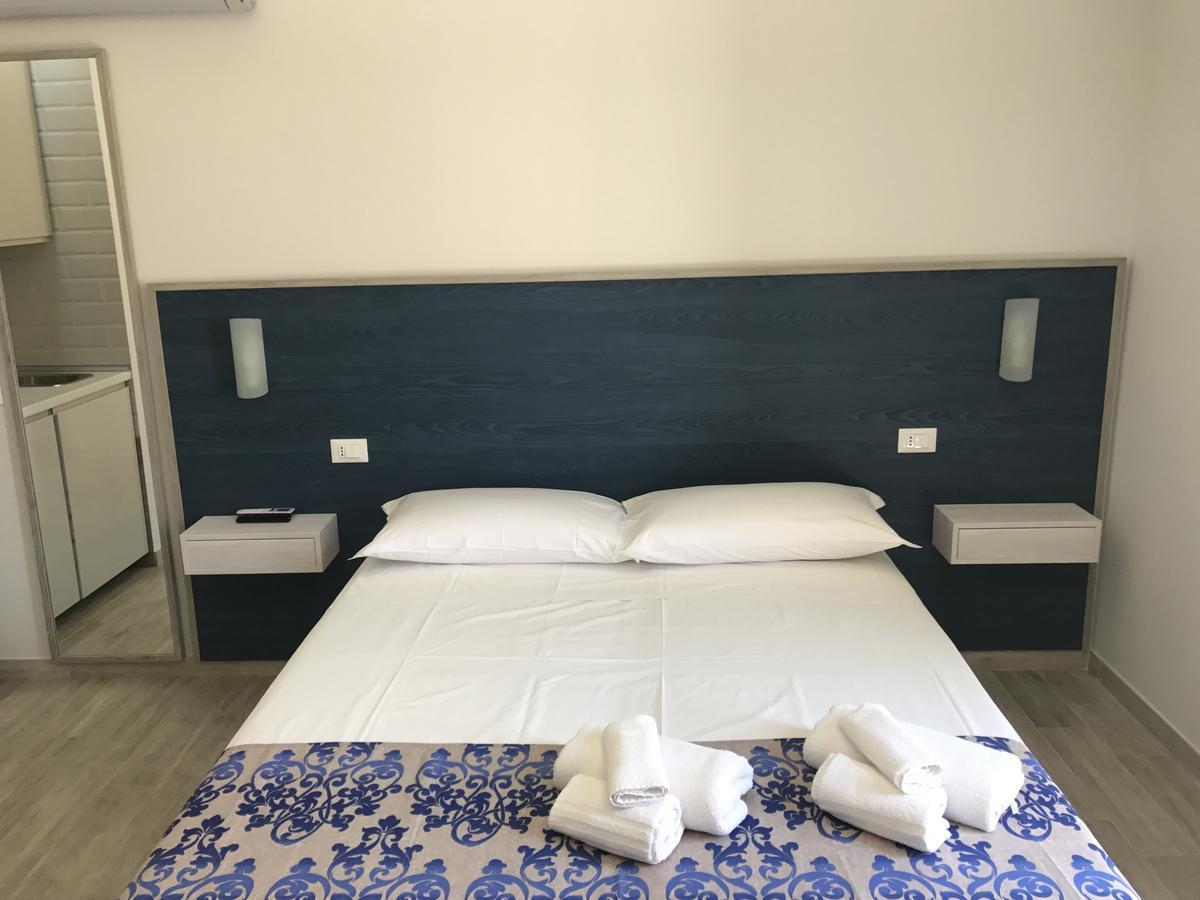 Elisir Suite Rooms By Marino Tourist 산비토로카포 외부 사진